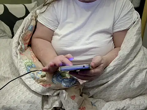 MarthaBriest online show from February 13, 2026, 4:19 am