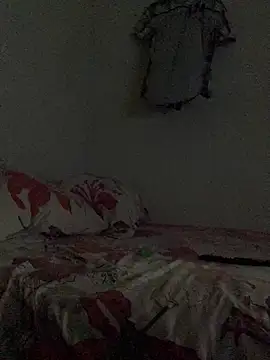 Johnras121 online show from May 31, 2026, 9:05 pm