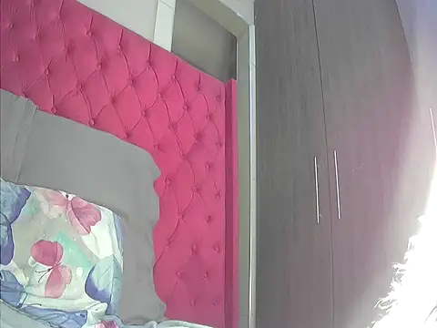 Snapshot of TheSweetBerry chatting on February 2, 2025, 2:59 am TheSweetBerry online show from February 2, 2025, 2:59 am