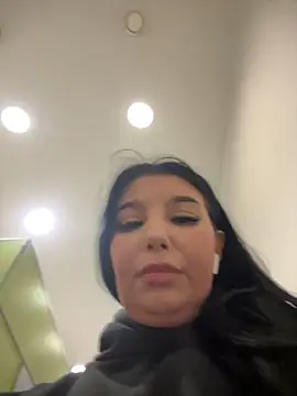 Tisha Busty online show from February 9, 2026, 11:47 am