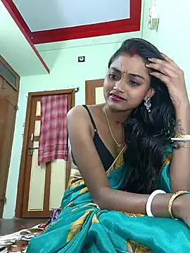 Snapshot of pojahoty chatting on February 14, 2025, 9:53 pm pojahoty online show from February 14, 2025, 9:53 pm