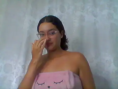 Oreo 111 online show from April 14, 2026, 3:01 am