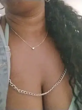 KittyKayla online show from November 4, 2025, 4:44 am