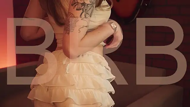 EllieCutes online show from February 27, 2026, 8:14 am