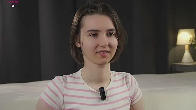 Snapshot of MeghanElson chatting on February 7, 2026, 12:53 pm MeghanElson online show from February 7, 2026, 12:53 pm