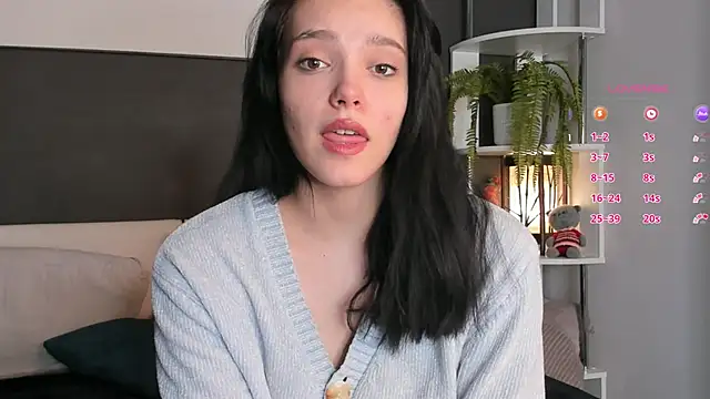 Snapshot of WildaBendell chatting on January 21, 2025, 2:37 pm WildaBendell online show from January 21, 2025, 2:37 pm