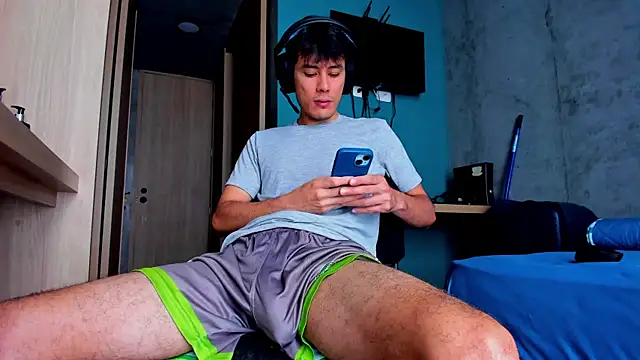Huge latin cock online show from May 5, 2026, 6:16 pm