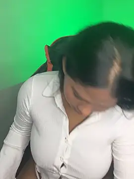 hurren pasha online show from April 7, 2026, 12:49 pm