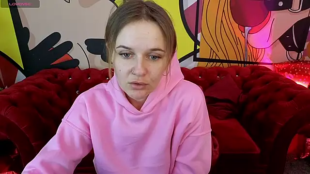 MaribelRiverr  online show from February 20, 2026, 6:37 am