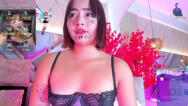 KimVelezz online show from February 20, 2026, 4:40 pm