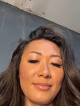 thai-dreamgirl online show from December 16, 2025, 11:32 pm