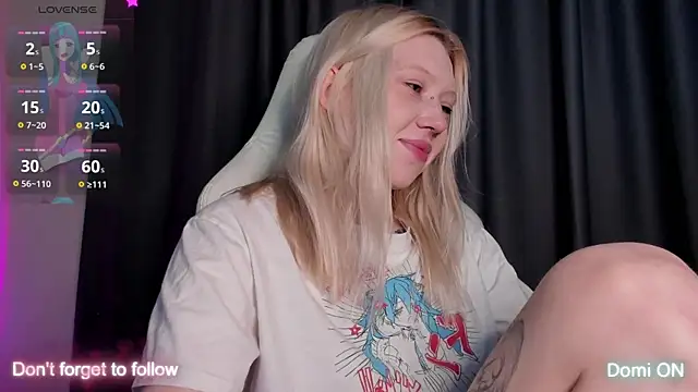 takeyourmolly online show from February 13, 2025, 4:39 pm