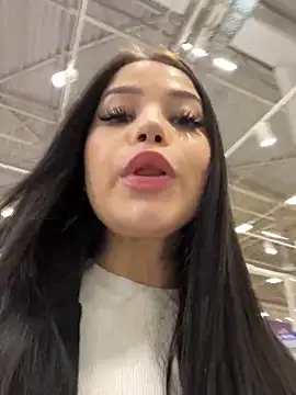 Chloe  Moon online show from February 1, 2025, 9:19 pm