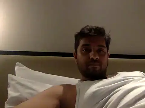 xavier2177 online show from October 14, 2025, 7:03 pm