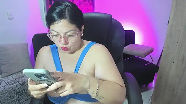 jessicarabbit 1 online show from April 13, 2026, 10:15 pm