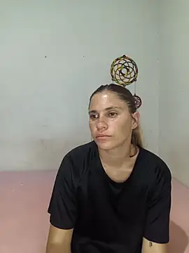 Scarlett-Leh online show from October 3, 2025, 2:41 am