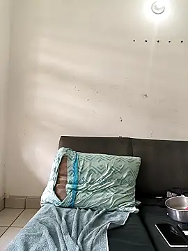 Scarlett-Leh online show from March 6, 2026, 4:14 pm