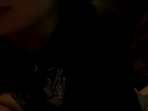 Snapshot of space_g1rl chatting on November 2, 2025, 8:22 pm space g1rl online show from November 2, 2025, 8:22 pm