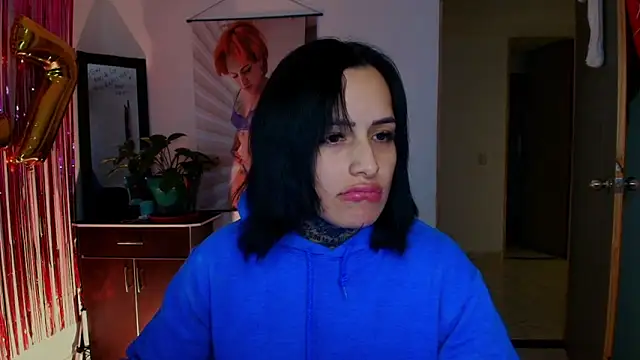 TinnaDawsom online show from October 4, 2025, 12:52 am