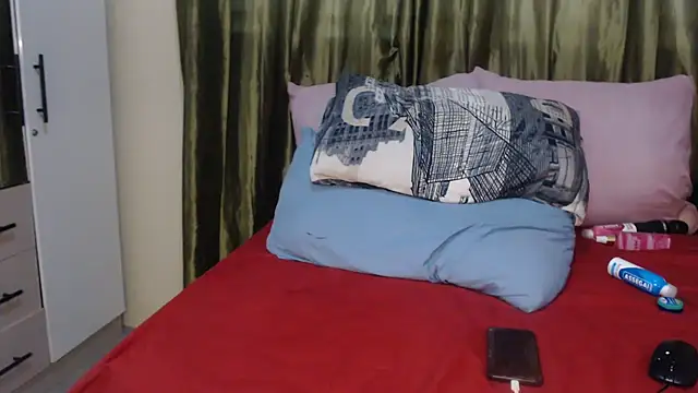 Foxybrownxx1 online show from November 29, 2025, 7:39 pm