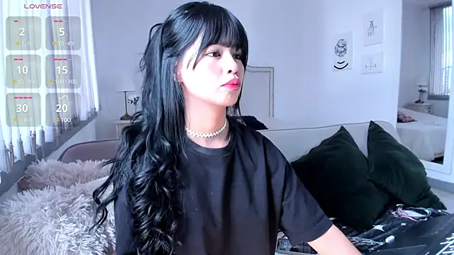 Snapshot of HannaKim chatting on December 18, 2024, 2:38 pm HannaKim online show from December 18, 2024, 2:38 pm