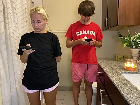 girlfriendmissy online show from October 7, 2025, 9:34 pm