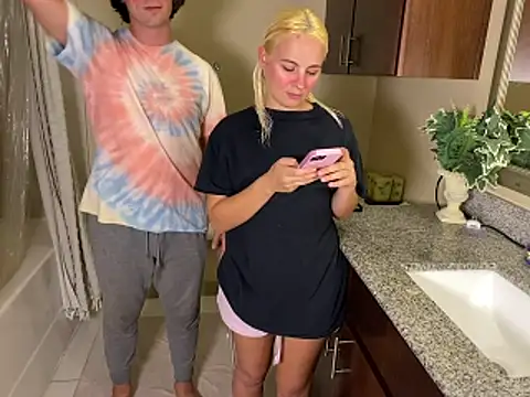 girlfriendmissy online show from April 8, 2026, 11:16 pm