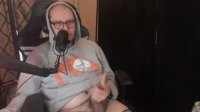 Snapshot of chicostick413 chatting on March 19, 2026, 1:59 pm chicostick413 online show from March 19, 2026, 1:59 pm