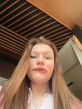 justmila online show from January 13, 2025, 10:47 am