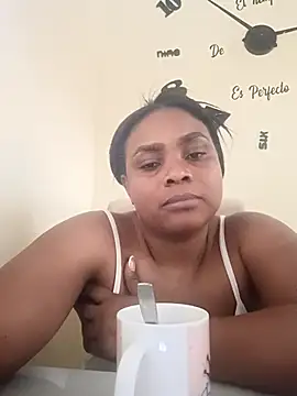 NicolVilla online show from May 9, 2026, 2:55 pm