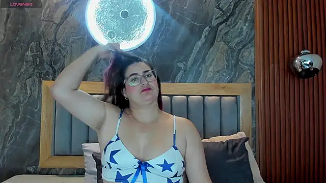 BellaPeers  online show from October 26, 2025, 12:11 pm