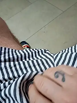 Snapshot of solarere chatting on January 6, 2025, 5:38 pm solarere online show from January 6, 2025, 5:38 pm