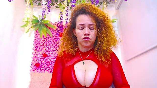 BLONDE SEXYHOT online show from November 19, 2025, 9:59 pm