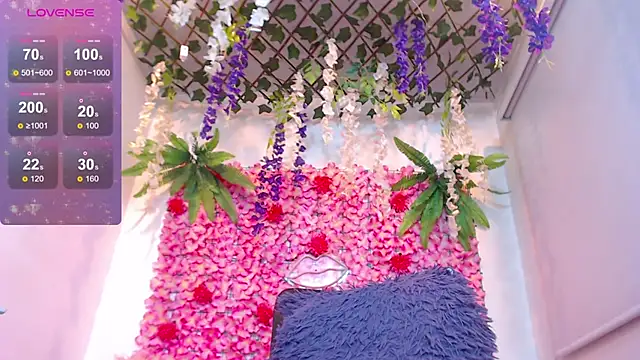 BLONDE SEXYHOT online show from February 7, 2026, 11:14 am