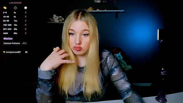 Snapshot of juli_kisss chatting on January 16, 2025, 1:58 am juli kisss online show from January 16, 2025, 1:58 am