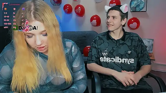 Snapshot of juli_kisss chatting on February 18, 2025, 8:03 pm juli kisss online show from February 18, 2025, 8:03 pm