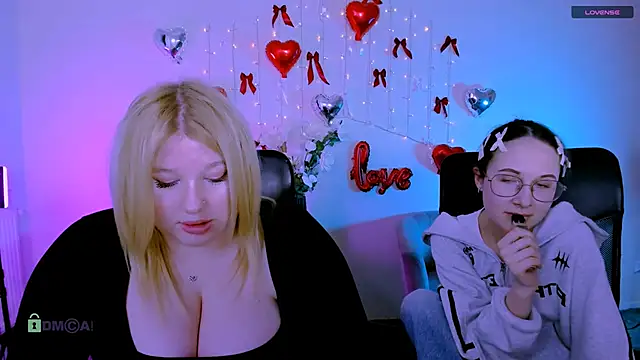 juli kisss online show from February 11, 2026, 1:10 am