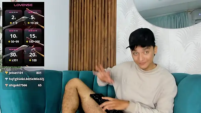 Austin Cardieff online show from March 18, 2025, 4:04 pm