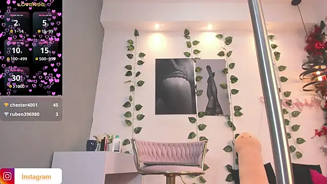 abril ricci online show from February 18, 2025, 6:15 am