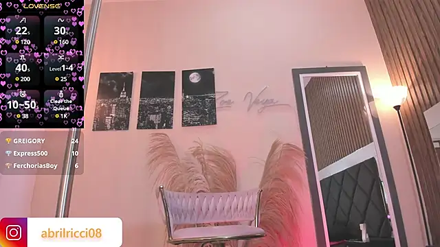 abril ricci online show from February 19, 2025, 7:28 am