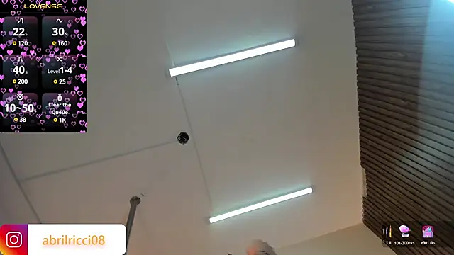 abril ricci online show from February 24, 2025, 3:23 am