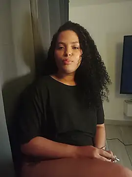 abril ricci online show from September 10, 2025, 5:40 am