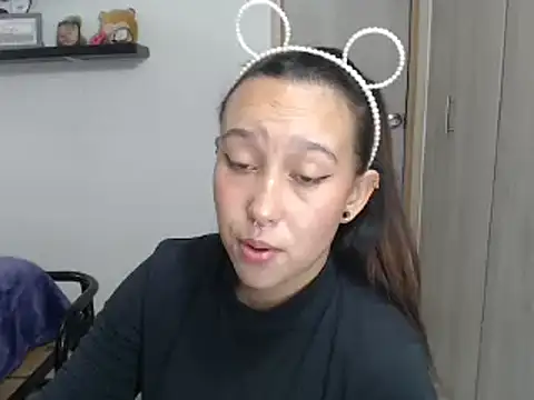 Snapshot of Skarlet_Adams28 chatting on December 28, 2024, 10:34 pm Skarlet Adams28 online show from December 28, 2024, 10:34 pm