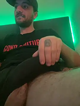 hard macoor12 online show from February 4, 2025, 10:34 pm