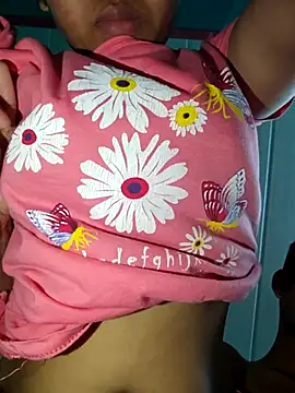 hotbaby 5 online show from April 2, 2026, 1:03 am