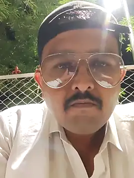 Akhil3290 online show from November 7, 2025, 1:44 pm