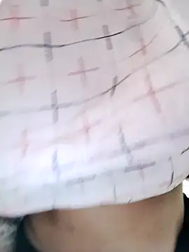 Shivani Mumbai85 online show from February 13, 2025, 4:39 pm