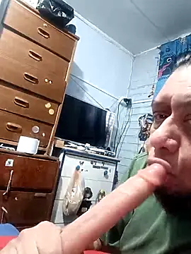 Snapshot of maxi_6969 chatting on November 16, 2025, 9:59 am maxi 6969 online show from November 16, 2025, 9:59 am