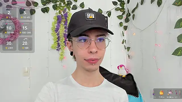  Jakke online show from December 3, 2024, 8:28 pm