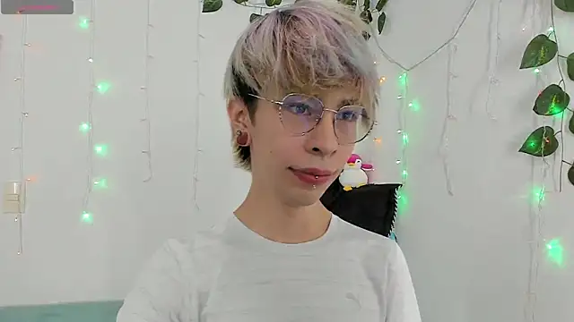  Jakke online show from December 31, 2024, 10:56 pm